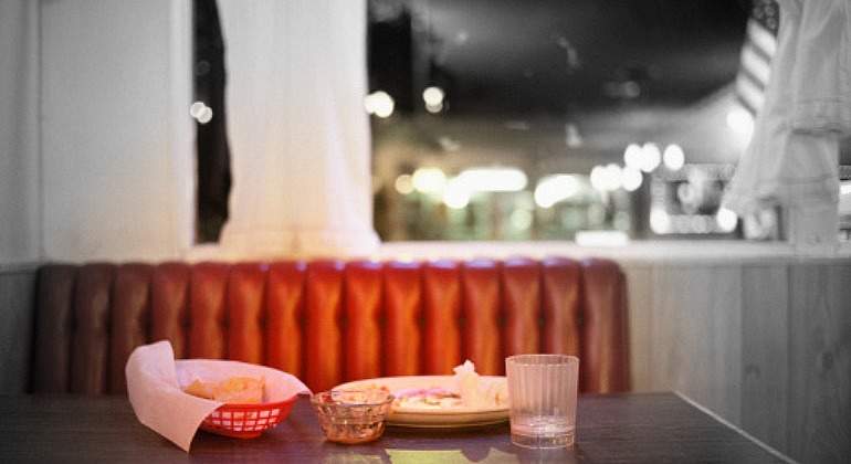 Restaurante-vacio-Getty.jpg