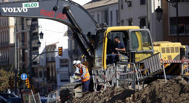 Obras-Publicas_Alex-Zea.jpg