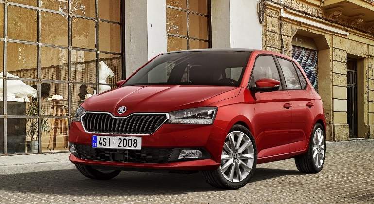 skoda-fabia-2018-01.jpg