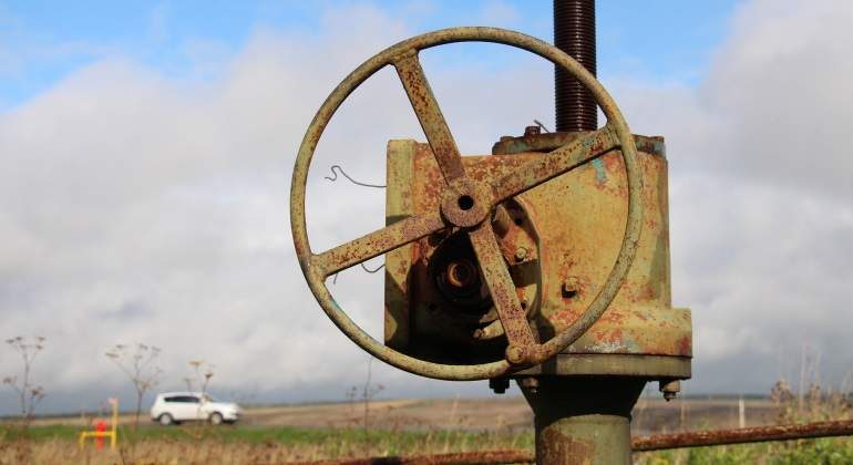 grifo-petroleo-oxidado.jpg