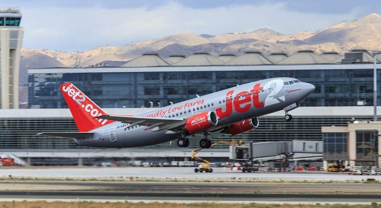 jet2.com.jpg