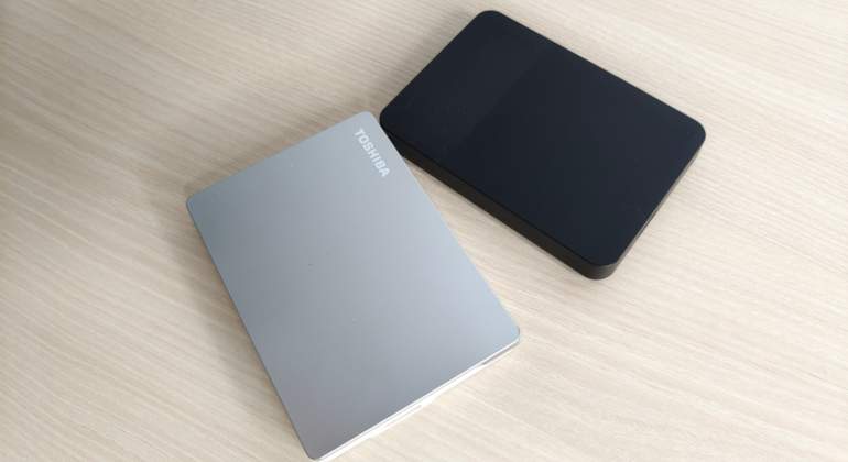 toshiba-canvio-1.jpg