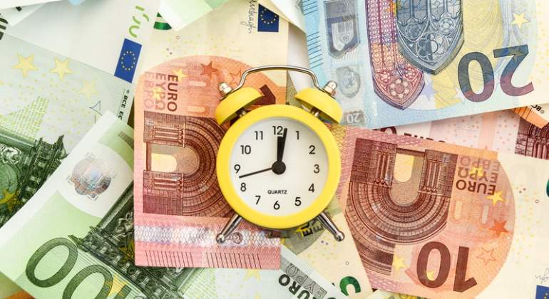 dinero-euro-tiempo-reloj-dreams.jpg