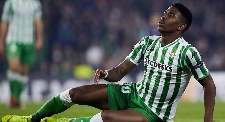 junior-firpo-betis-getty.jpg