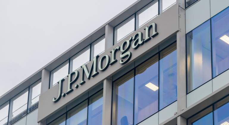 jpmorgan-sede-logo-edificio-dreamstime.jpg