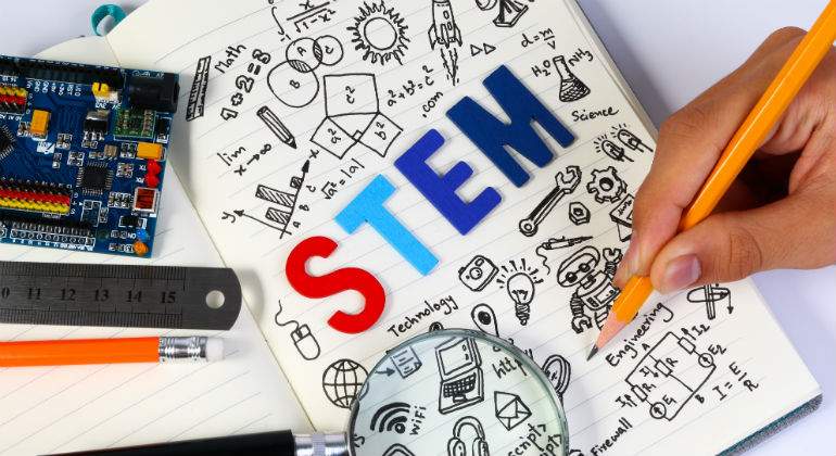 STEM1111111111.jpg