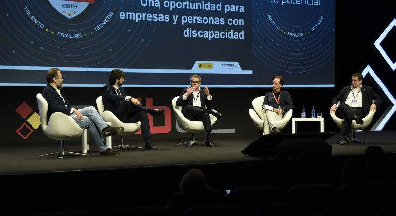 CYBERCAMP2019_MesaRedonda-defini.jpg