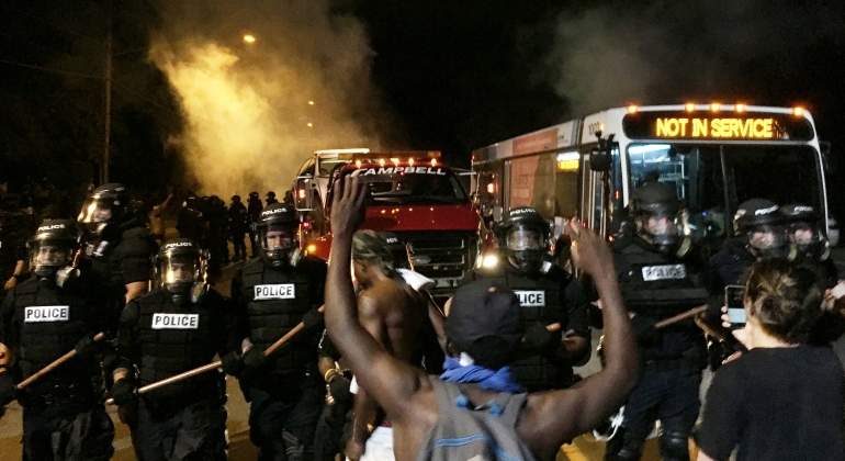 Charlotte-disturbiosraciales-21sept2016Reuters.jpg