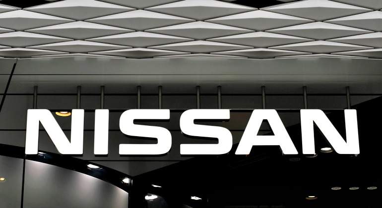 nissan-logo-letras-techo-770-Reuters.jpg