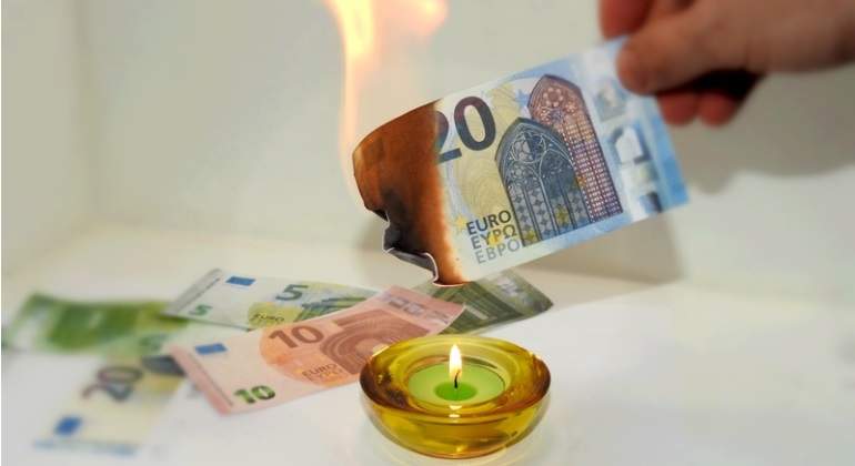billetes-falsos-quemar-dreams.jpg