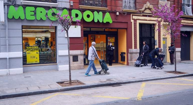 Mercadona-Russafa-Coronavirus-GUILLERMO-LUCAS-1.jpg