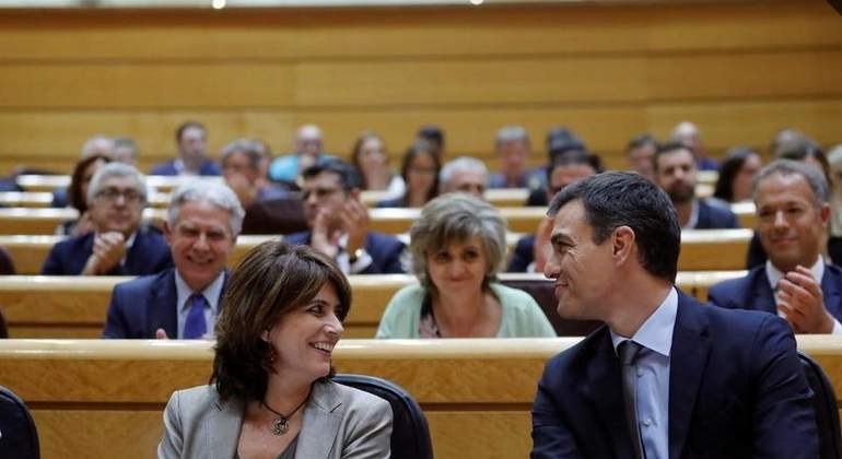 delgado-sanchez-senado-efe.jpg