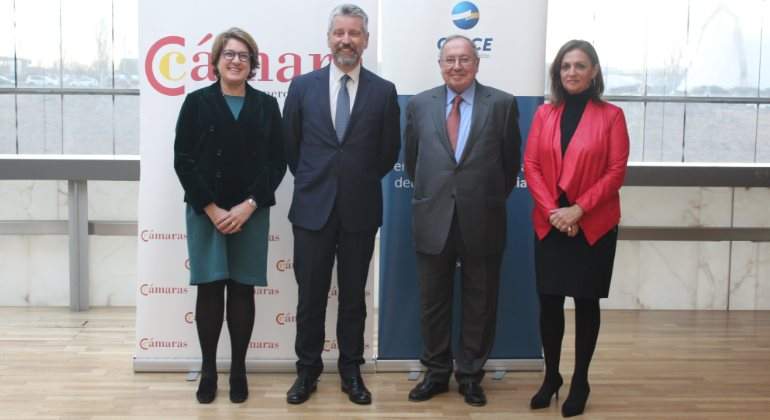 foto-firma-acto-camara-cesce-770.jpg