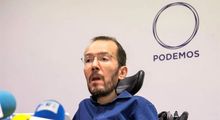 echenique-podemos-4abril2016-efe.jpg