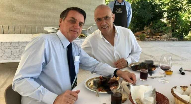 bolsonaro-langosta-reuters.jpg