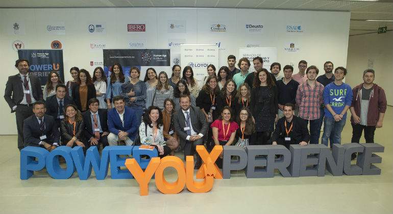 Foto-de-grupo-PowerYou-Xperience-Loyola-Sevilla11111111111.jpg