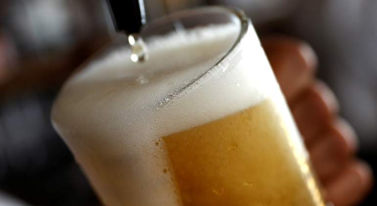 La cerveza escasea en Reino Unido por la falta de dióxido de carbono