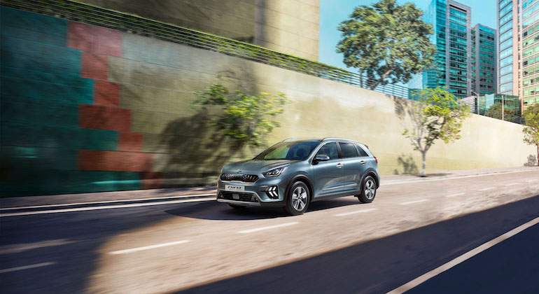 kia_Niro_2-salon-bcn.jpg