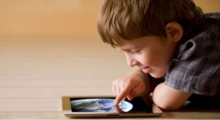 nino-tablet.jpg