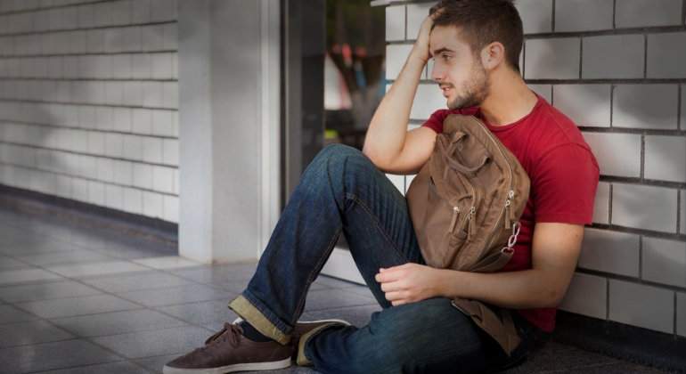 estudiante-preocupado-dreamstime-humo.jpg