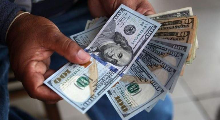 dolares.jpg