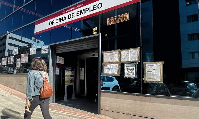 sepe-madrid-mujer-camina-oct-2021-ep.jpg