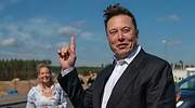 Así ve el futuro Elon Musk: sus predicciones sobre empleo, dinero, energía...
