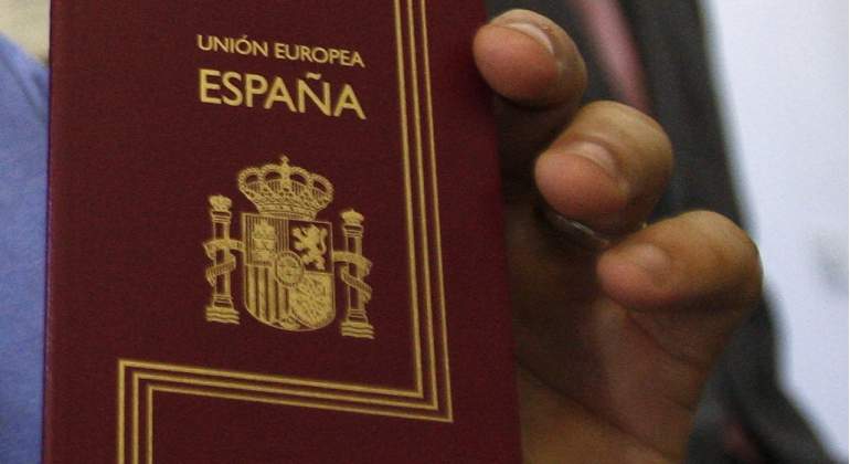 pasaporte-espana-reuters.jpg