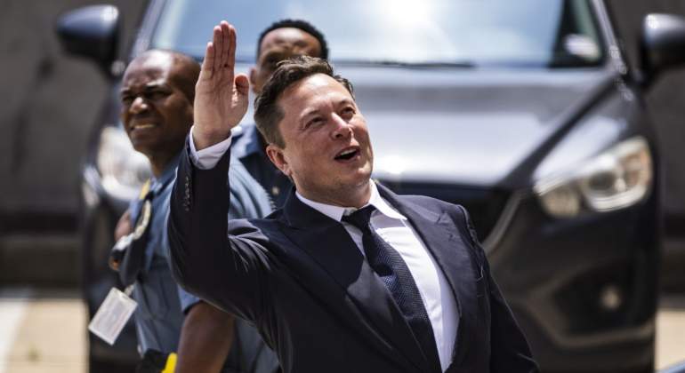 elon-musk-pregunta-entrevista-trabajo-bloomberg.jpg