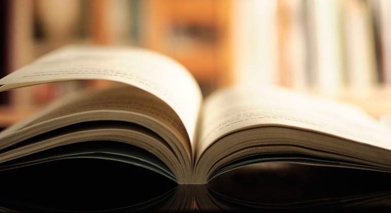 libro-papel-dreamstime.jpeg