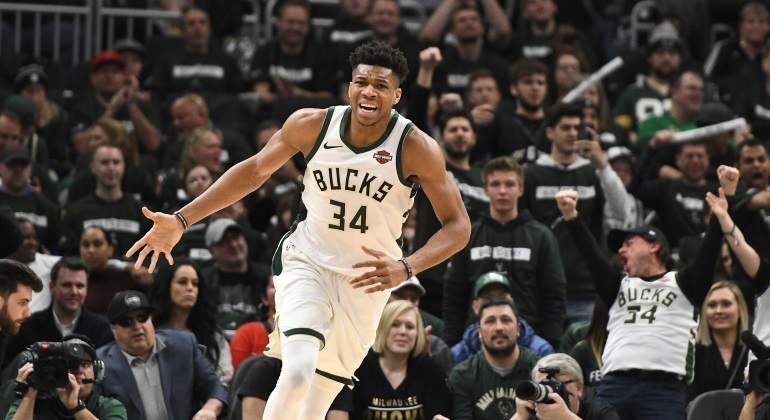 antetokounmpo-playoffs-usatoday.jpg