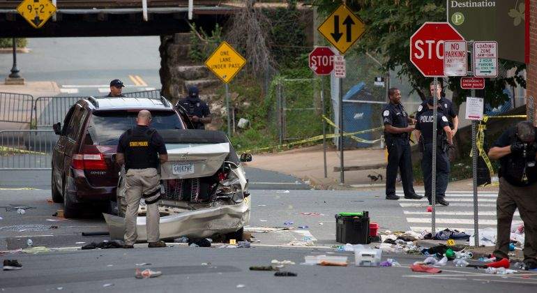 charlottesville-coche-atropello-efe.jpg