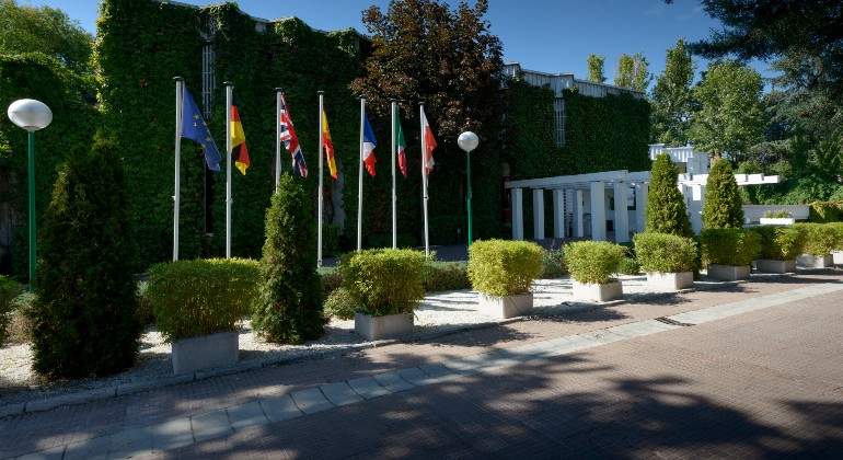 Fachada-campus-Madrid-ESCP-BS.jpg