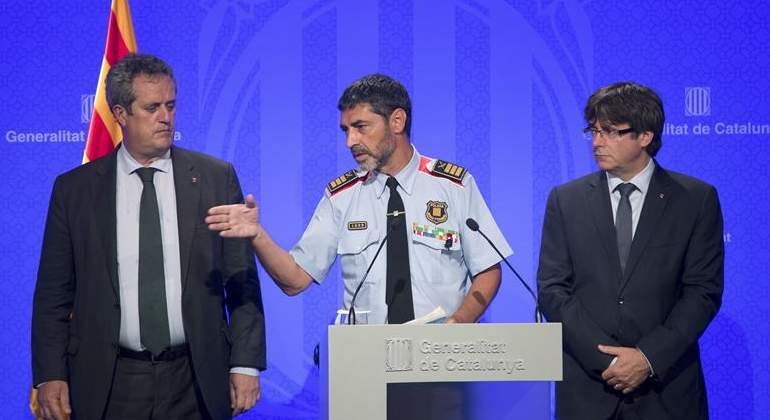 puigdemont-trapero-forn-efe.jpg
