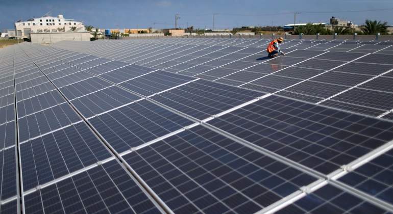 Paneles-solares-Reuters.jpg