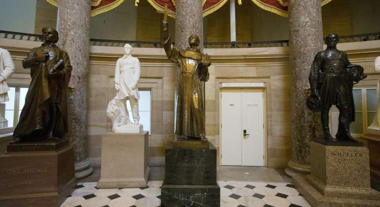 fray-junipero-serra-capitolio.jpg