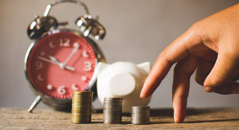 Cerdito-reloj-monedas-Getty.jpg