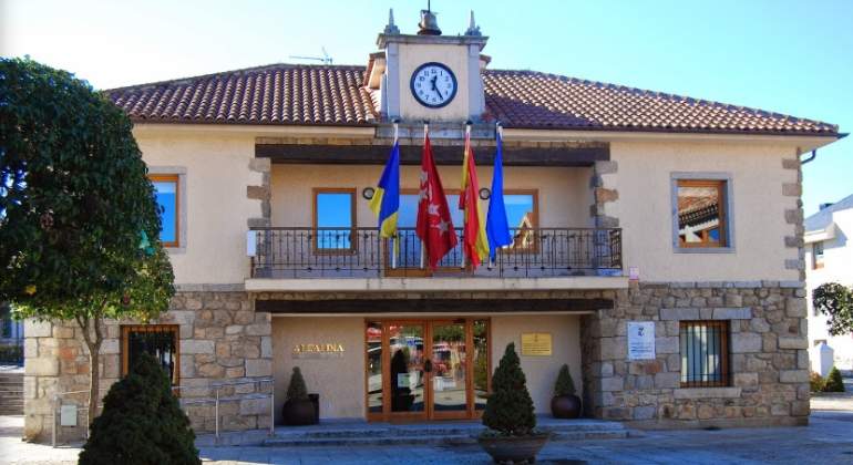 ayuntamiento-torrelodones-efe.jpg
