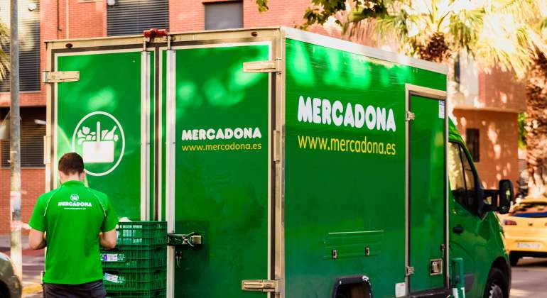 mercadona-camion-recurso-dreamstime.jpg