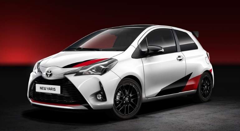 toyota-yaris-2017-01.jpg