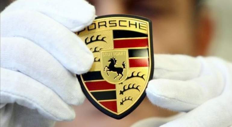 porsche-logo-efe.jpg