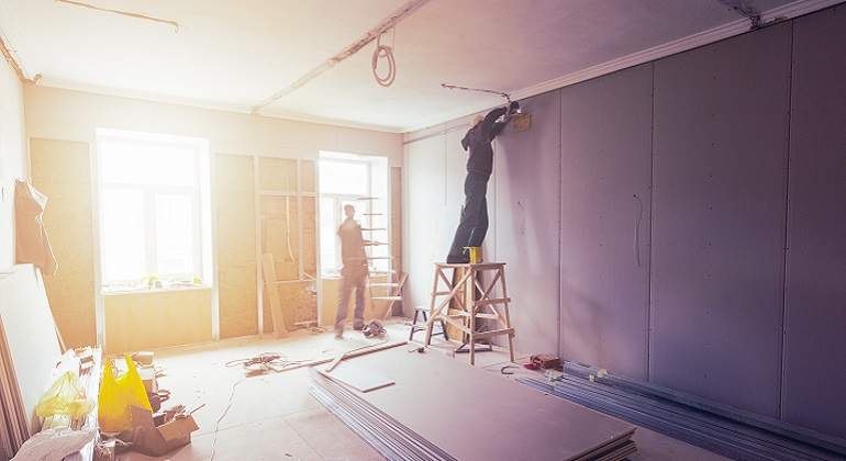 770-x-420-Obras-de-adecuacion-de-vivienda-Istock.jpg