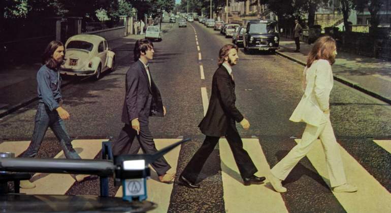 Portada-Beatles-Abbey-Road-album-dreamstime.jpg