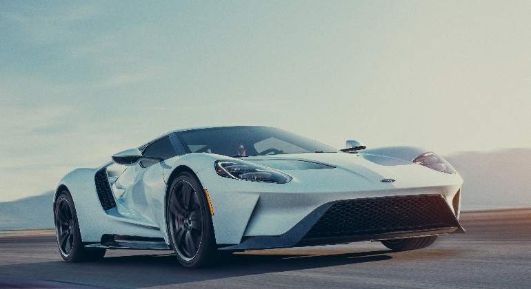 ford-gt-2018-01.jpg
