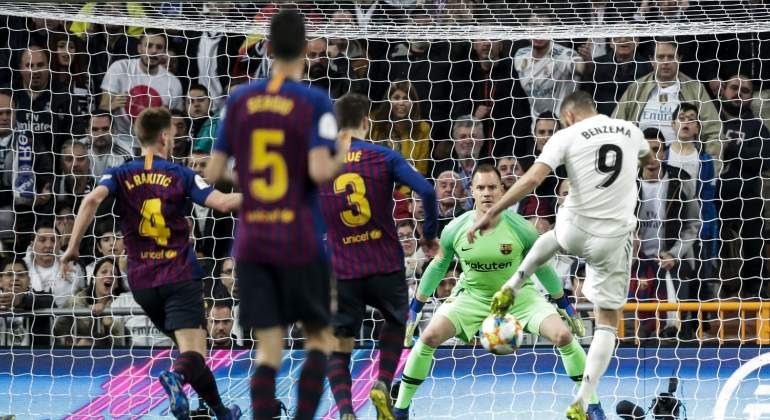 benzema-clasico-copa-vuelta-getty.jpg
