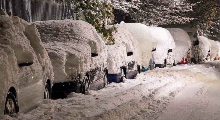 EuropaPress_3512922_coches_nieve-770-x-420.jpg