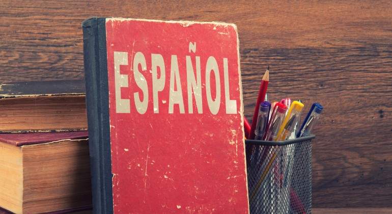 libro-de-espanol.jpg