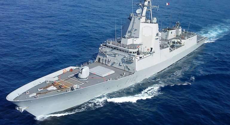fragata-barco-guerra-f100-770.jpg