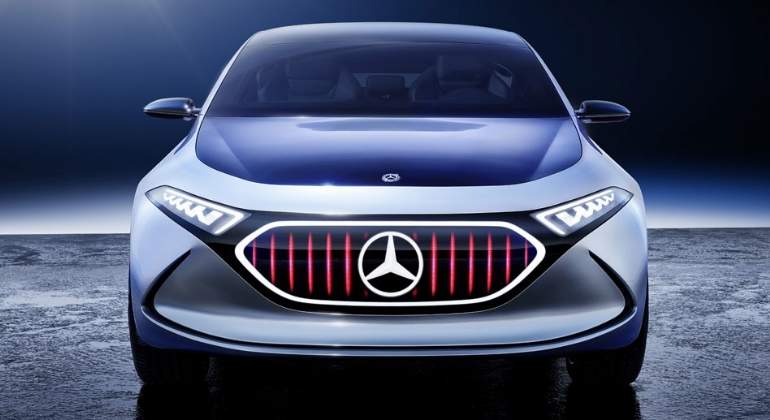 Mercedes-EQA-Concept-2017-1.jpg