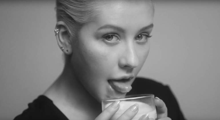 christina-aguilera-2018-youtube.jpg